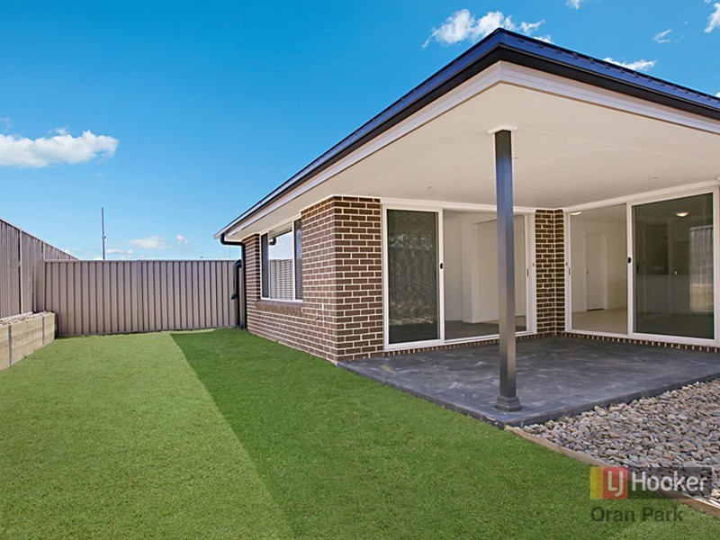39a Ambrose Street, Oran Park NSW 2570
