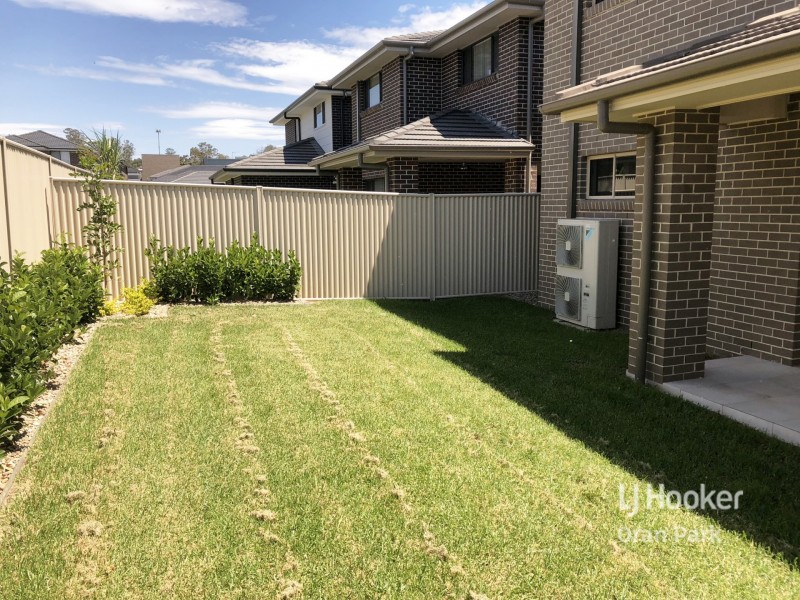 62 Bryant Avenue, Middleton Grange NSW 2171