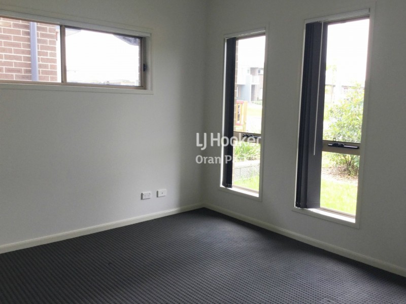 20 Forbes Street, Oran Park NSW 2570