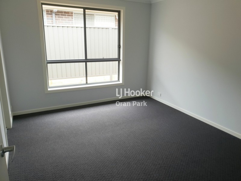 54 Austen Boulevard, Spring Farm NSW 2570