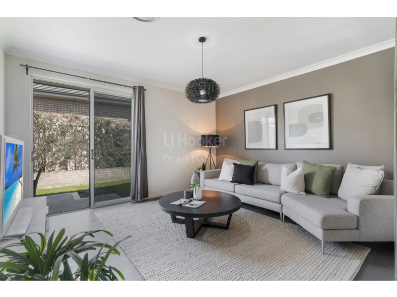 35 Ambrose Street, Oran Park NSW 2570