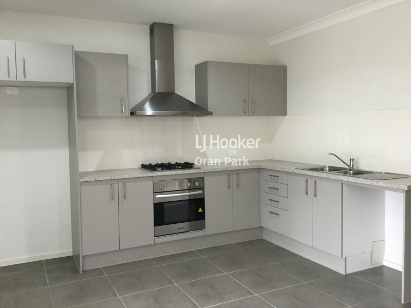 21a Sowerby Street, Oran Park NSW 2570