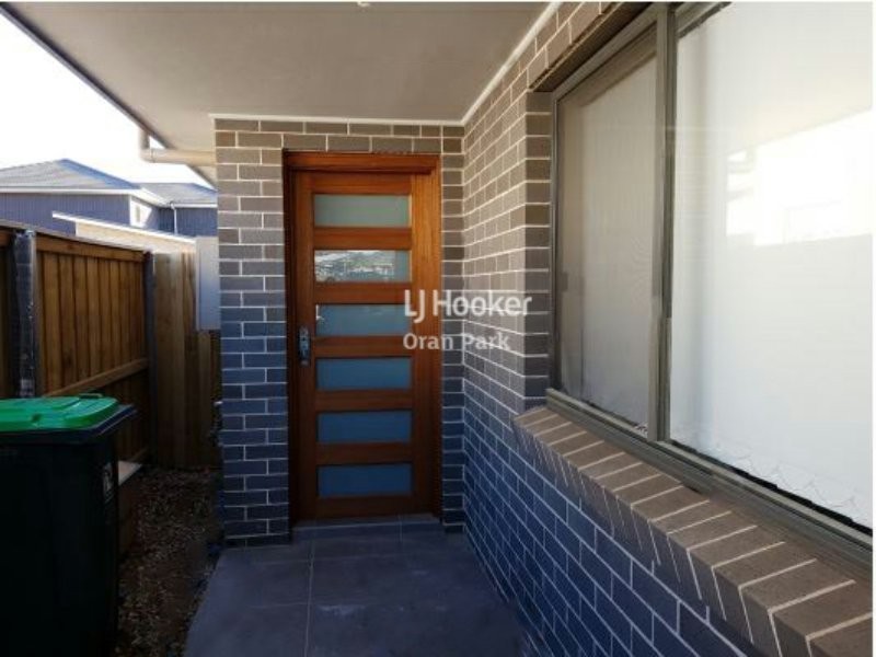 21a Sowerby Street, Oran Park NSW 2570