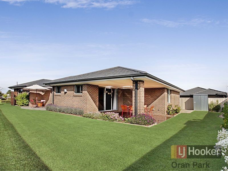 18 Lombardi Circuit, Oran Park NSW 2570