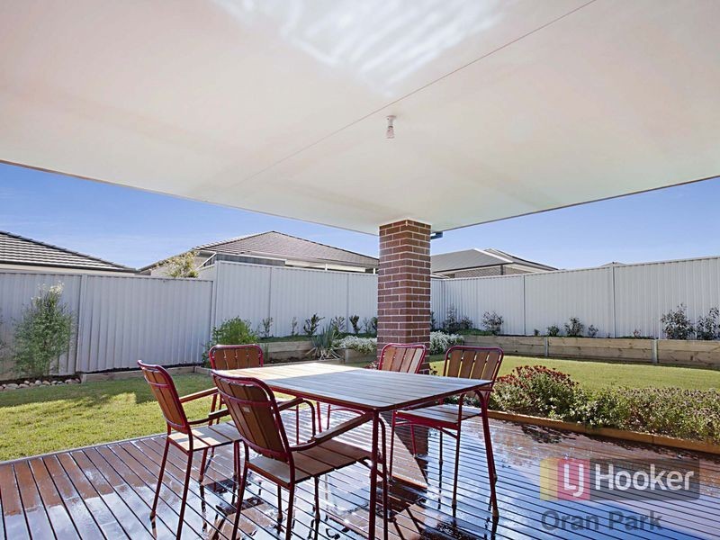 18 Lombardi Circuit, Oran Park NSW 2570