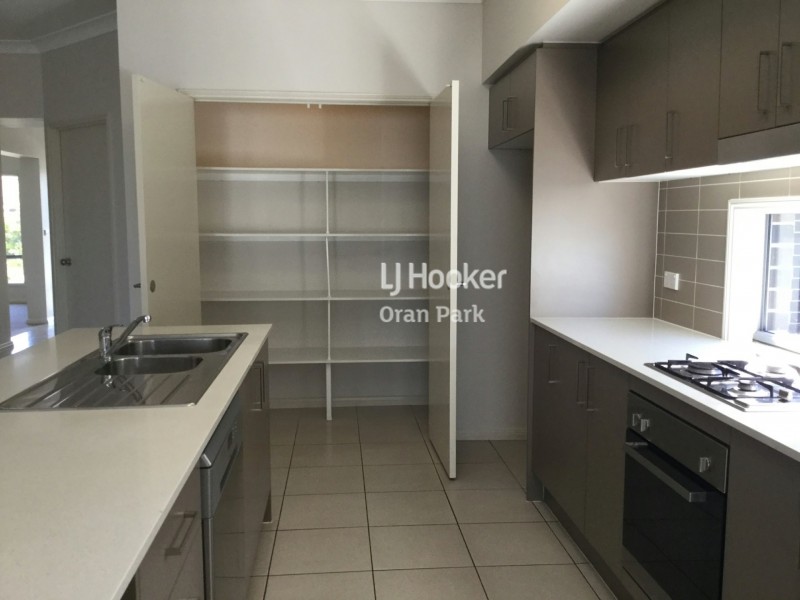 42 Geoghegan Circuit, Oran Park NSW 2570