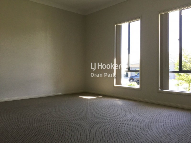 42 Geoghegan Circuit, Oran Park NSW 2570