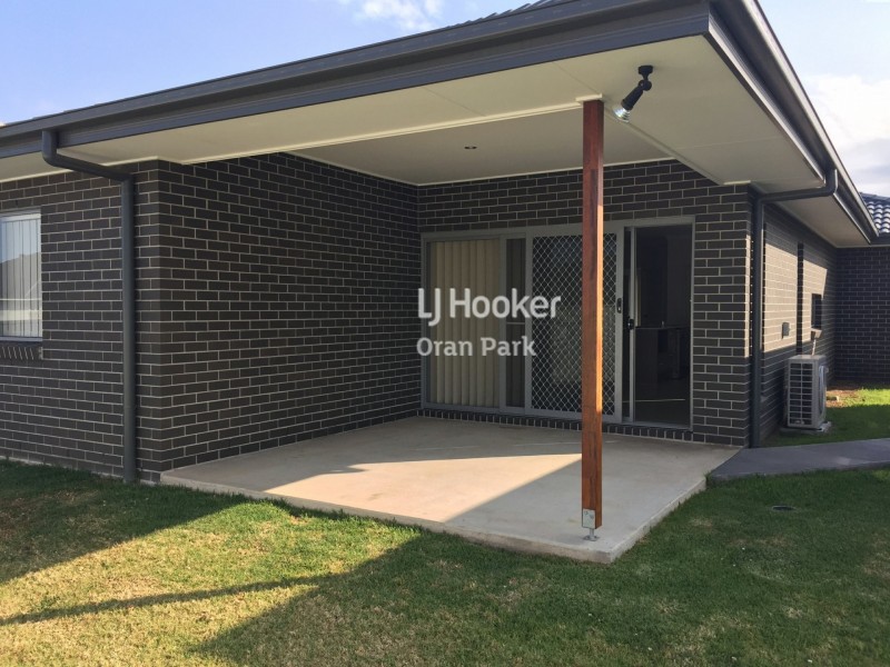 42 Geoghegan Circuit, Oran Park NSW 2570