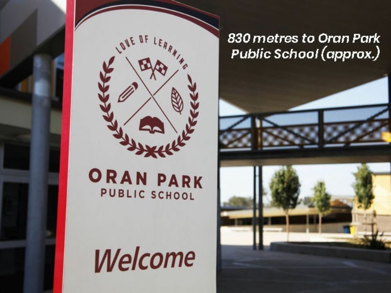 42 Geoghegan Circuit, Oran Park NSW 2570