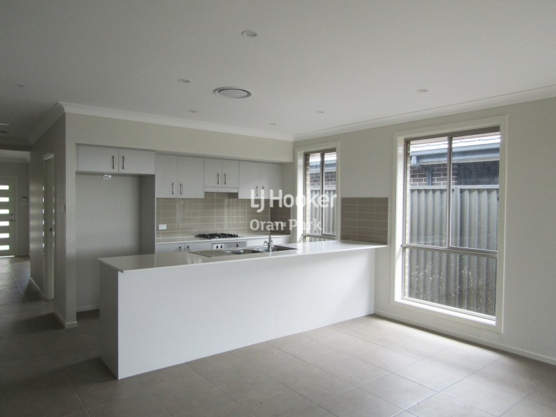 9 McEvoy Street, Oran Park NSW 2570