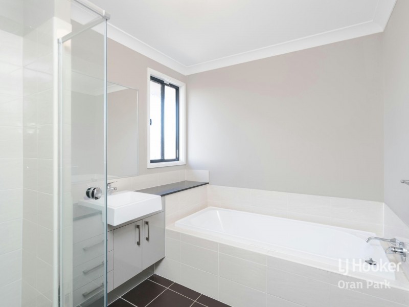 14 Rose Street, Oran Park NSW 2570