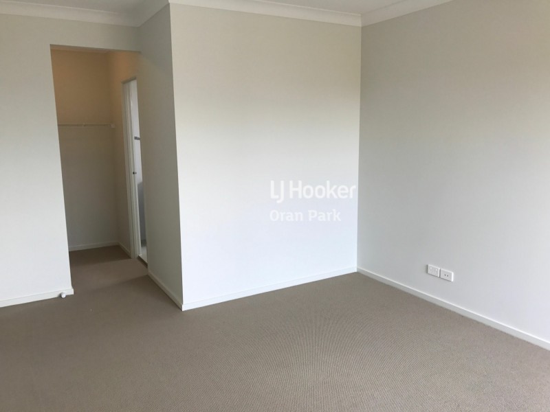 4 Evergreen Drive, Oran Park NSW 2570