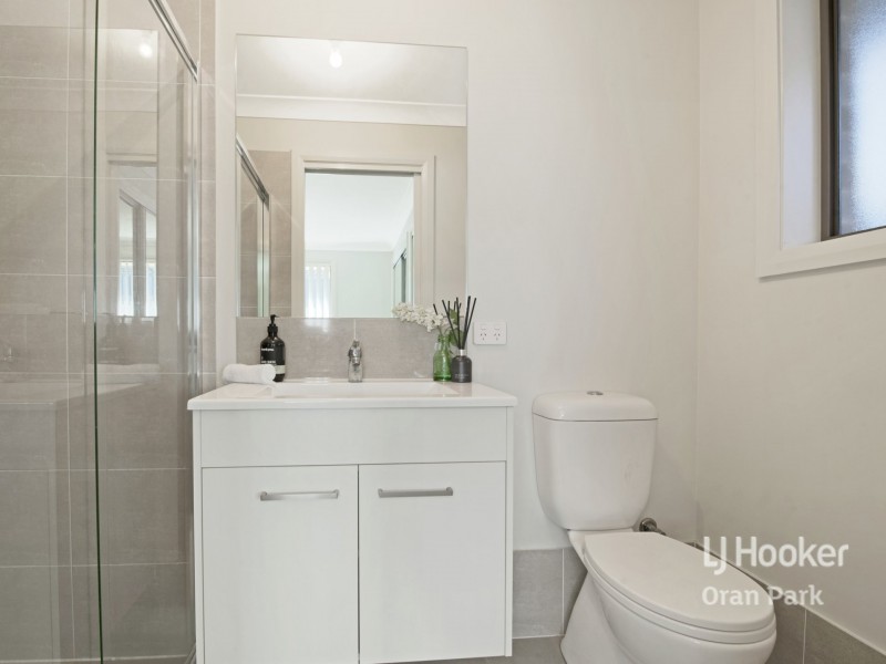 27 Rawlings Street, Oran Park NSW 2570