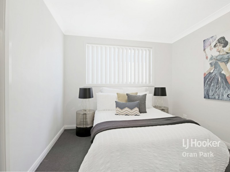 27 Rawlings Street, Oran Park NSW 2570