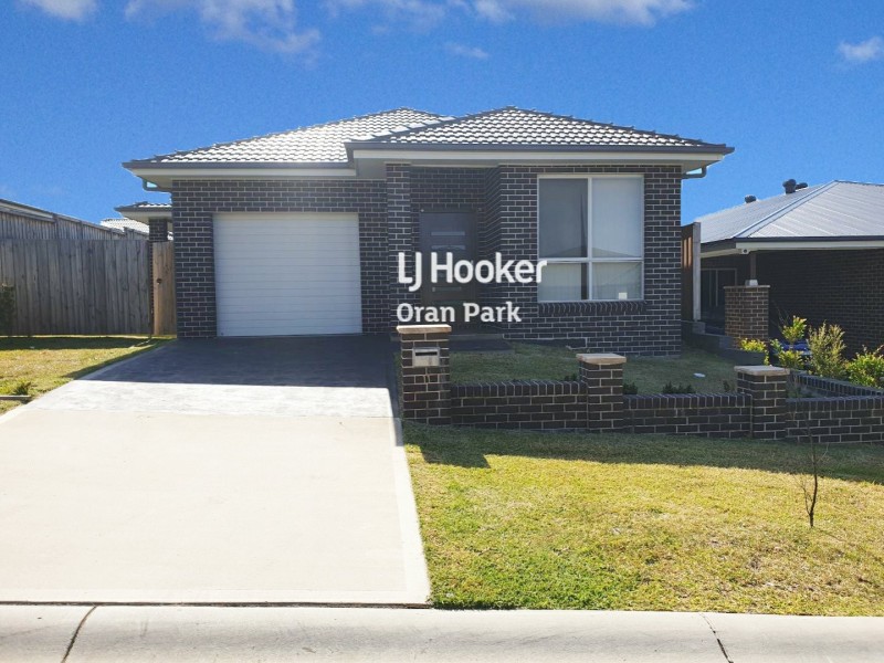 11 Australis Street, Campbelltown NSW 2560