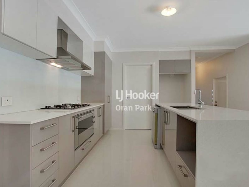 11 Australis Street, Campbelltown NSW 2560