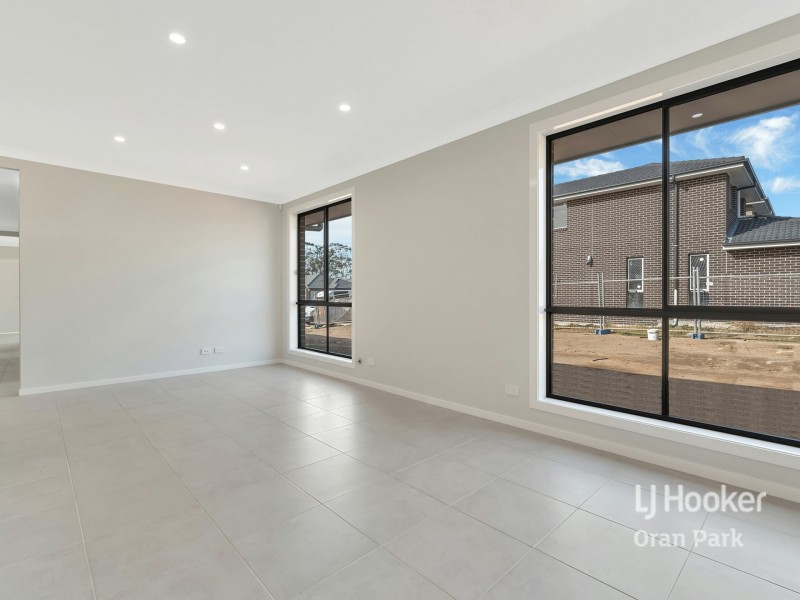 37 Mimosa Street, Gregory Hills NSW 2557