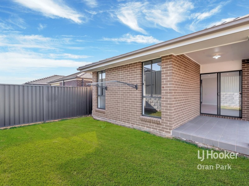 37 Mimosa Street, Gregory Hills NSW 2557