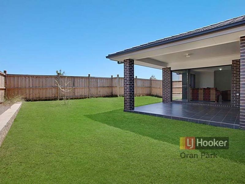 25 Carden Street, Oran Park NSW 2570