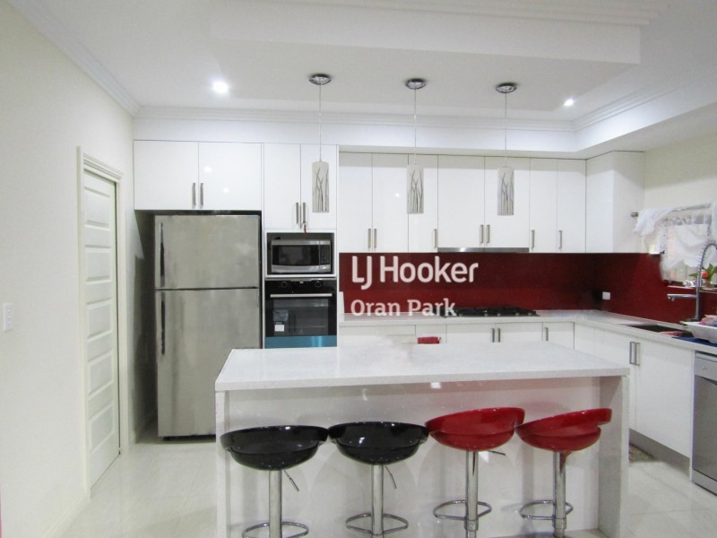 15 Ducros Street, Oran Park NSW 2570