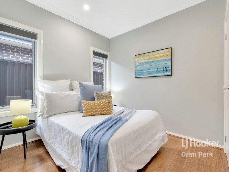 55 Courtney Loop, Oran Park NSW 2570