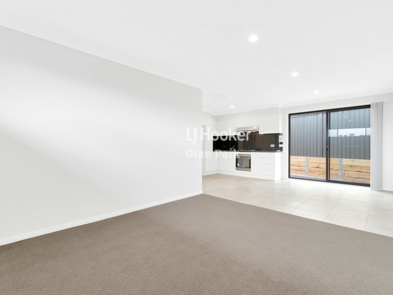 45b Evans Street, Oran Park NSW 2570
