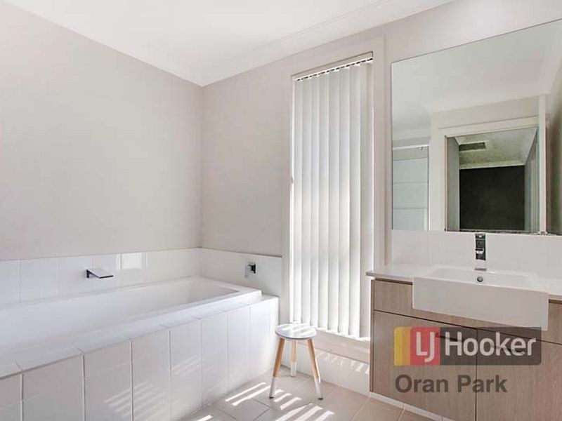 29 Horsley Circuit, Oran Park NSW 2570