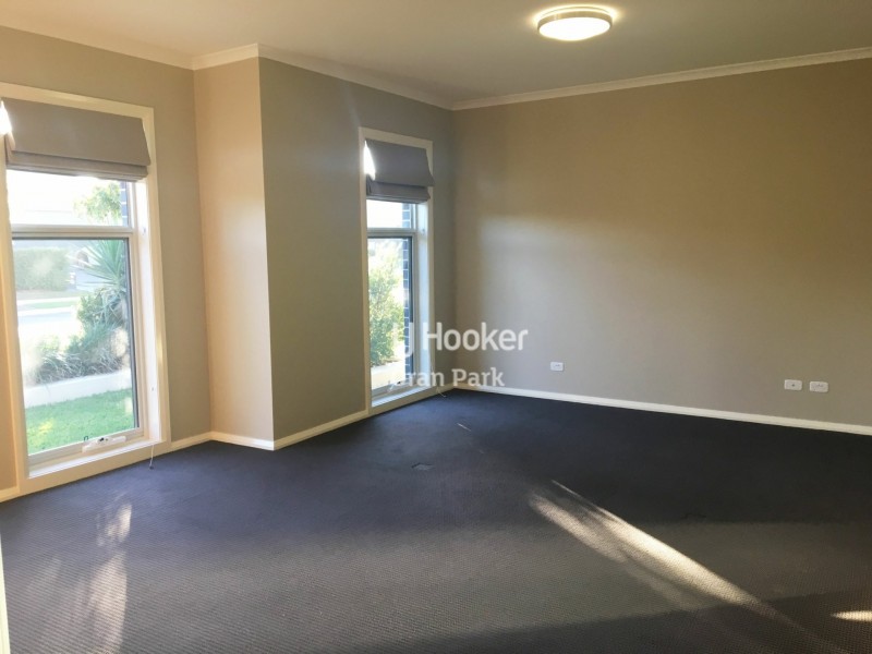 53 Agostini Circuit, Oran Park NSW 2570