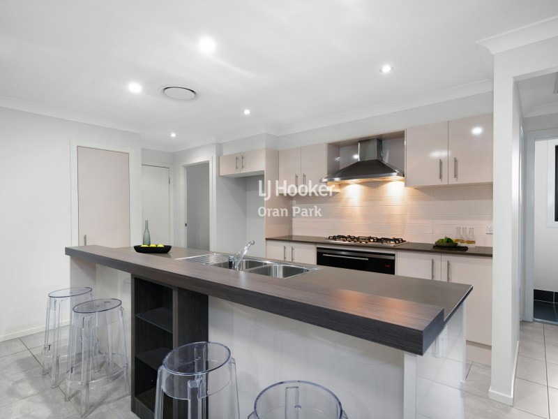 16 Geoghegan Circuit, Oran Park NSW 2570