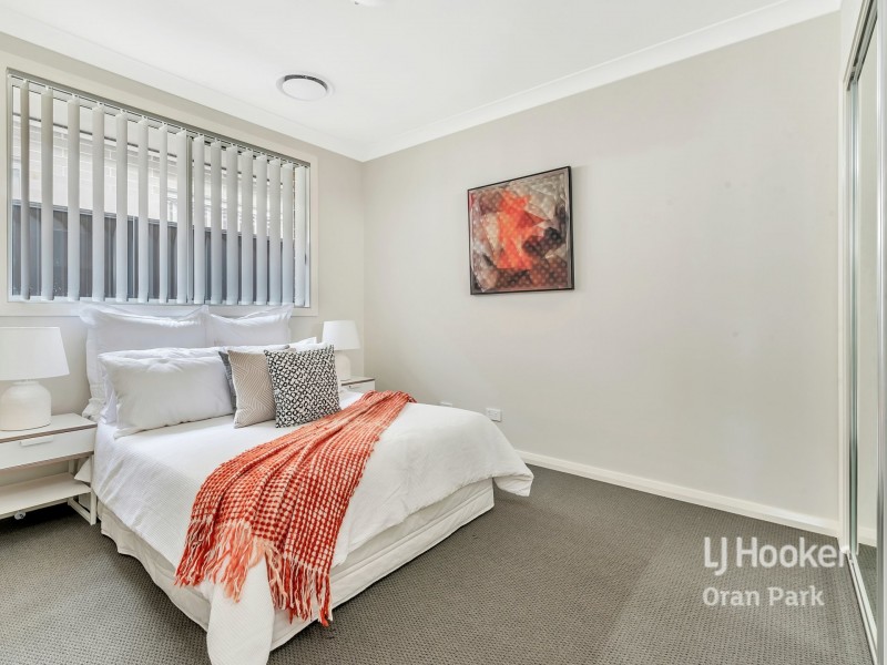 47 Courtney Loop, Oran Park NSW 2570