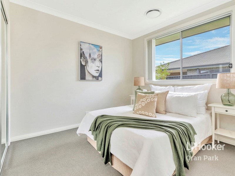 47 Courtney Loop, Oran Park NSW 2570