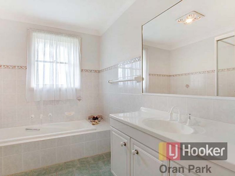 4 Tuart Circle, Narellan Vale NSW 2567