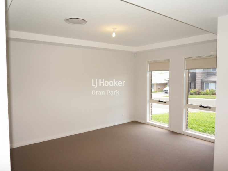 8 Matich Place, Oran Park NSW 2570