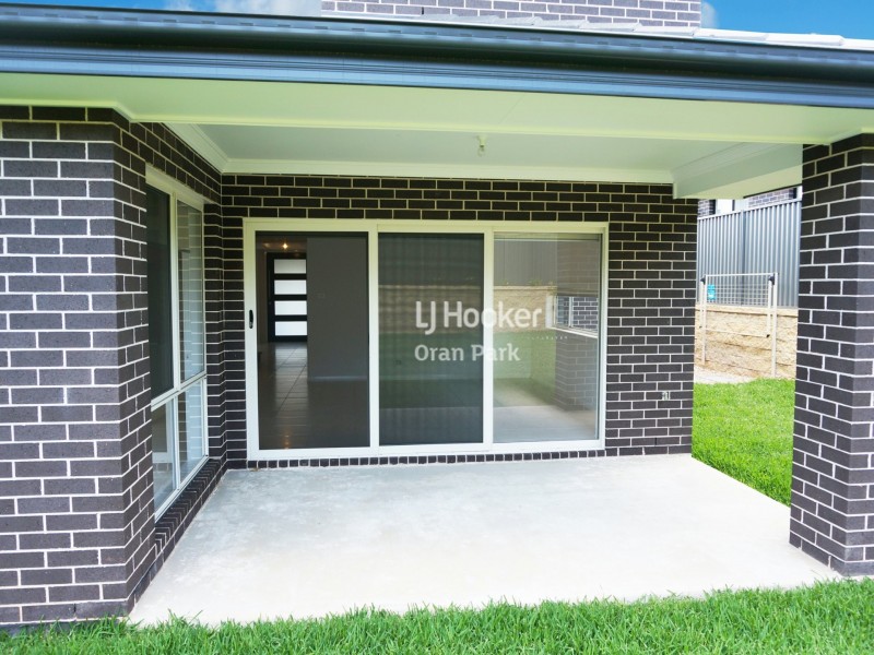 8 Matich Place, Oran Park NSW 2570