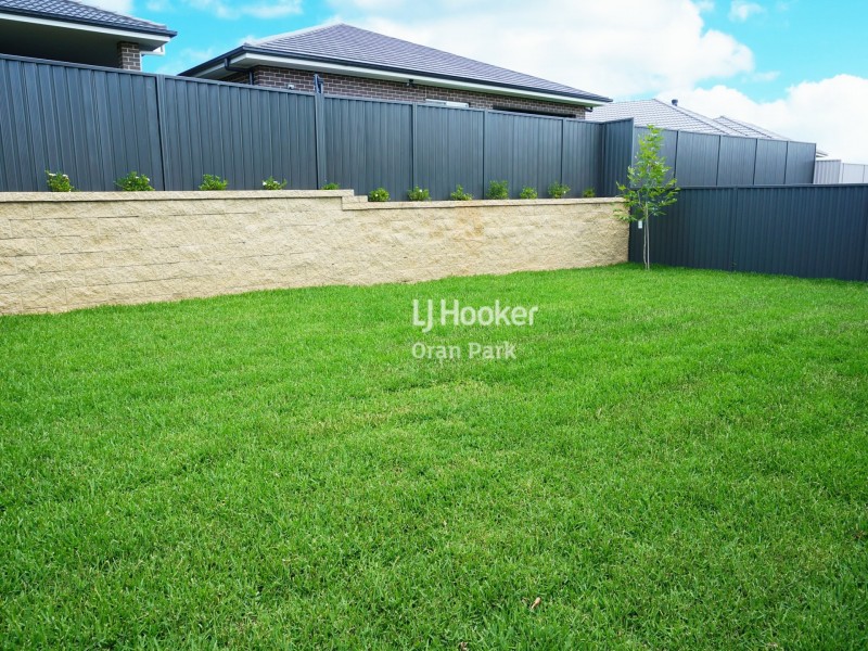 8 Matich Place, Oran Park NSW 2570