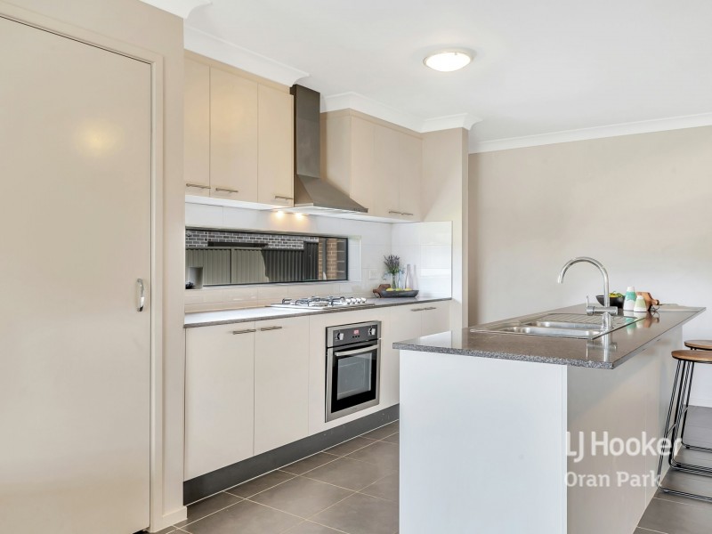 11 Dalton Terrace, Harrington Park NSW 2567