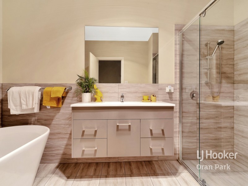 13 Taylor Street, Oran Park NSW 2570