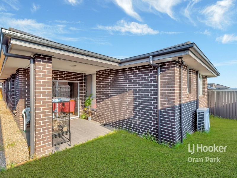 13 Taylor Street, Oran Park NSW 2570