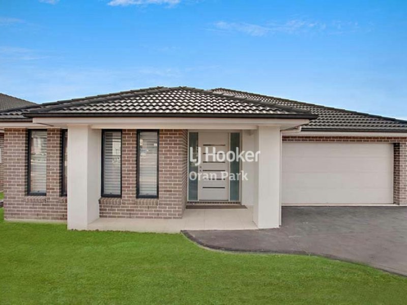 121 Skaife Street, Oran Park NSW 2570