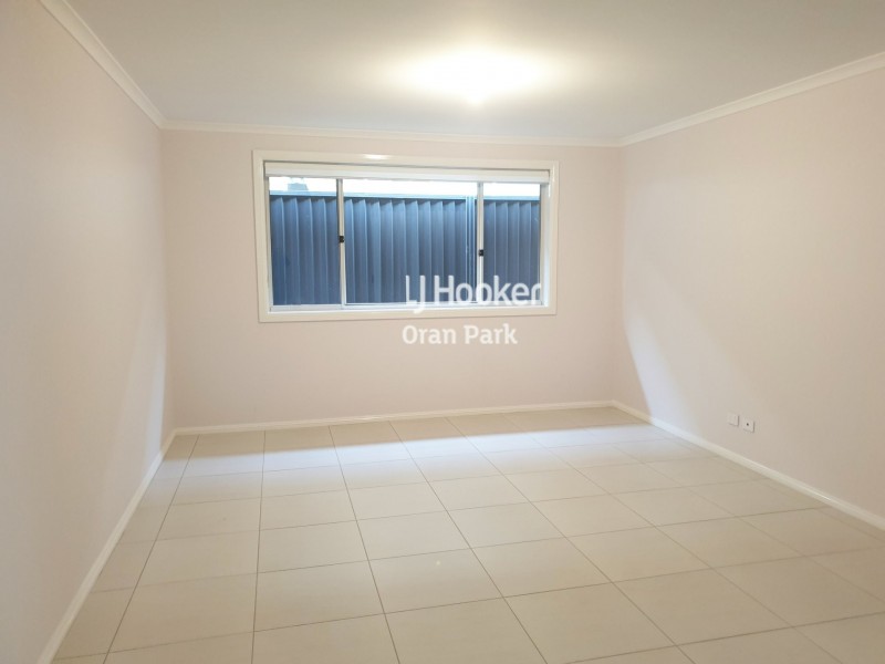 38 Richmond Road, Oran Park NSW 2570