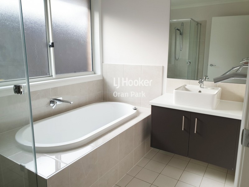 38 Richmond Road, Oran Park NSW 2570