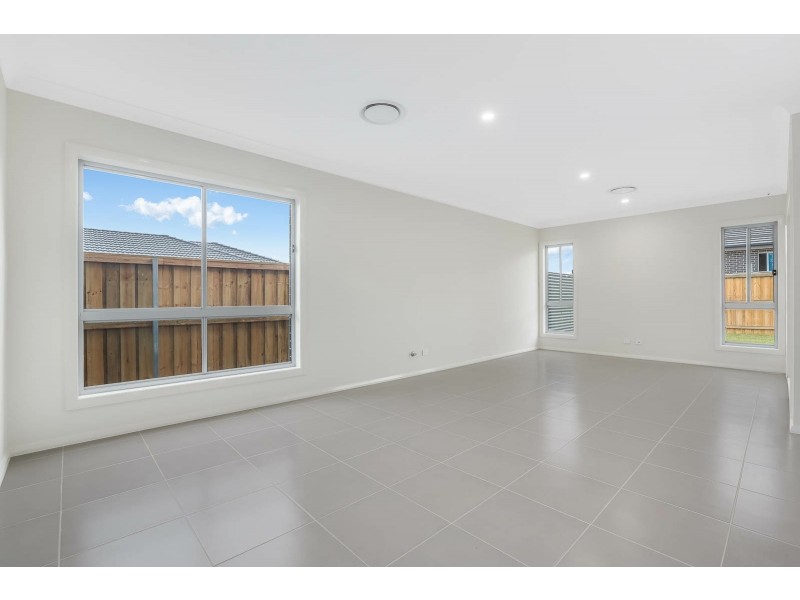 Lot 9650/52 Neville Street, Oran Park NSW 2570