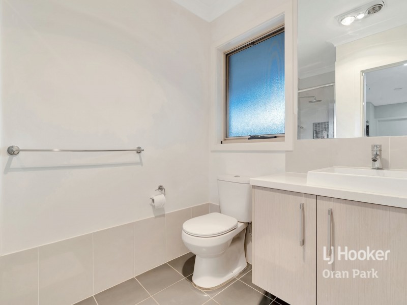 5 Cray Street, Oran Park NSW 2570