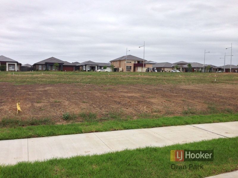 Lot 2020 Milton Cct, Oran Park NSW 2570