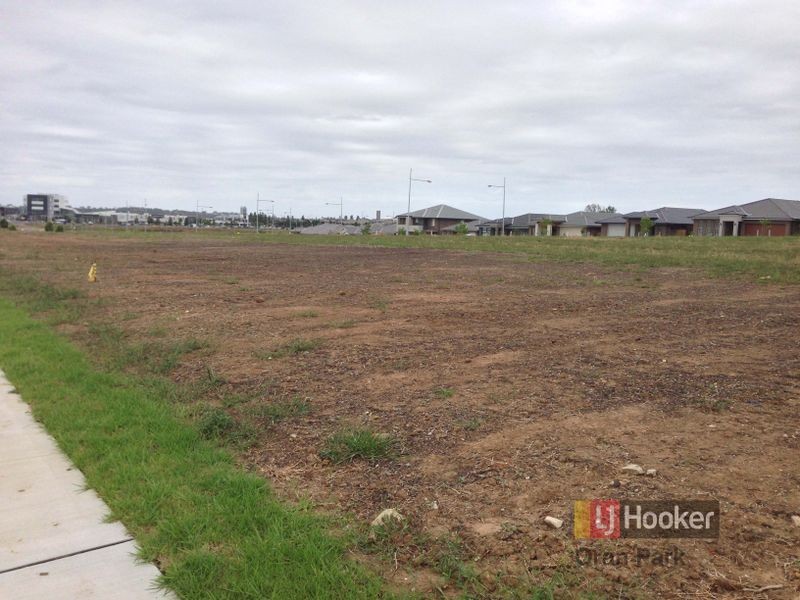 Lot 2020 Milton Cct, Oran Park NSW 2570