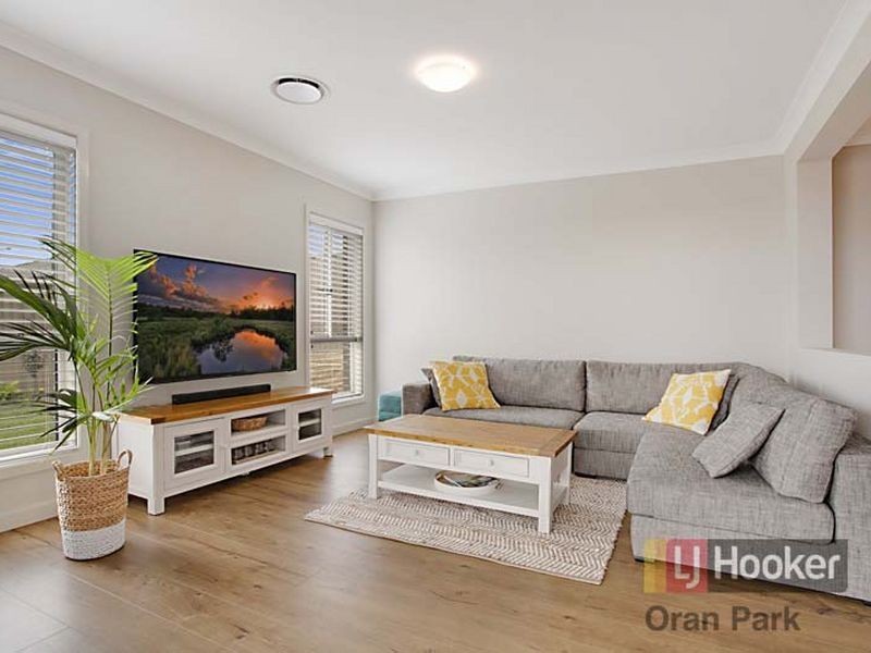 5 Matich Place, Oran Park NSW 2570