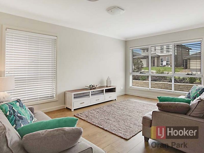 5 Matich Place, Oran Park NSW 2570