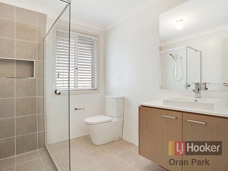 5 Matich Place, Oran Park NSW 2570