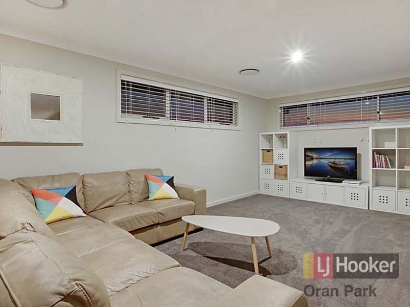 5 Matich Place, Oran Park NSW 2570