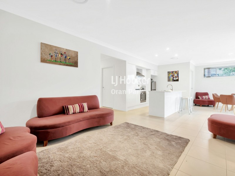 4 Lance Street, Oran Park NSW 2570